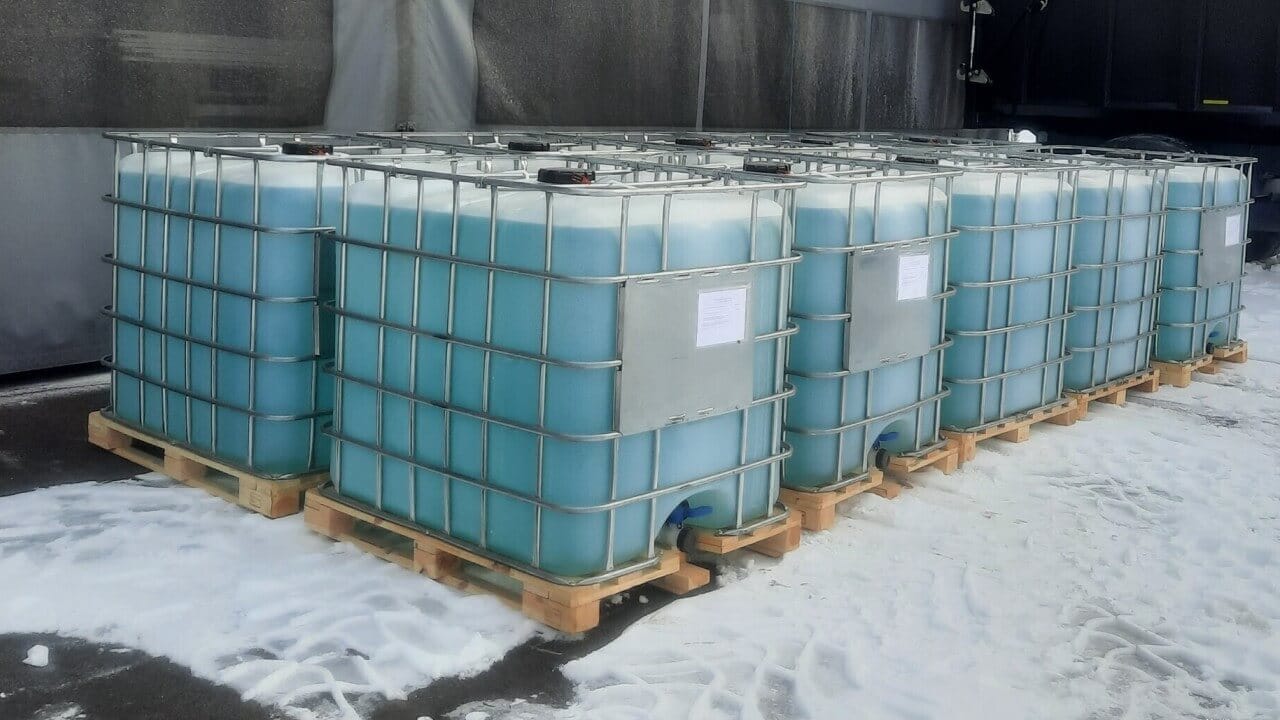 1000 litre bottles